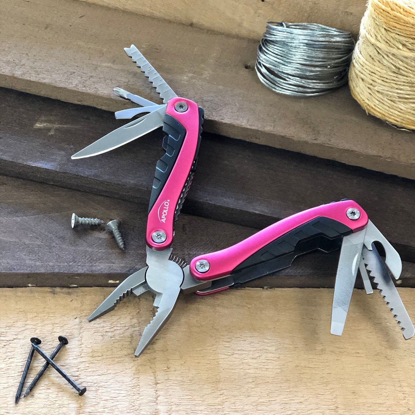 14-in-1 Pink Pocket Multitool Pliers – Camping & Outdoor Use